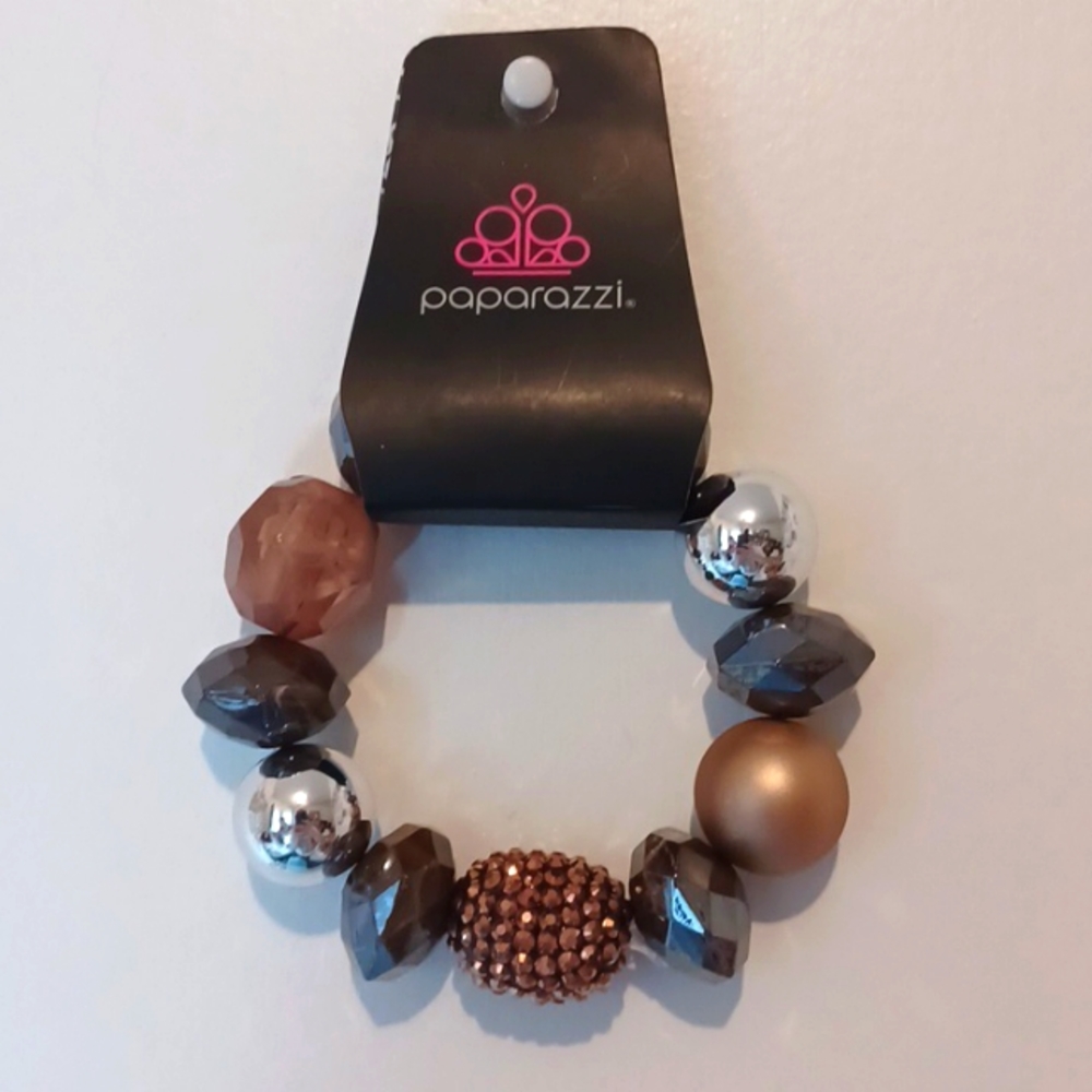 CHUNCKY LARGE BROWN LARGE STONE BEADED BRACELET